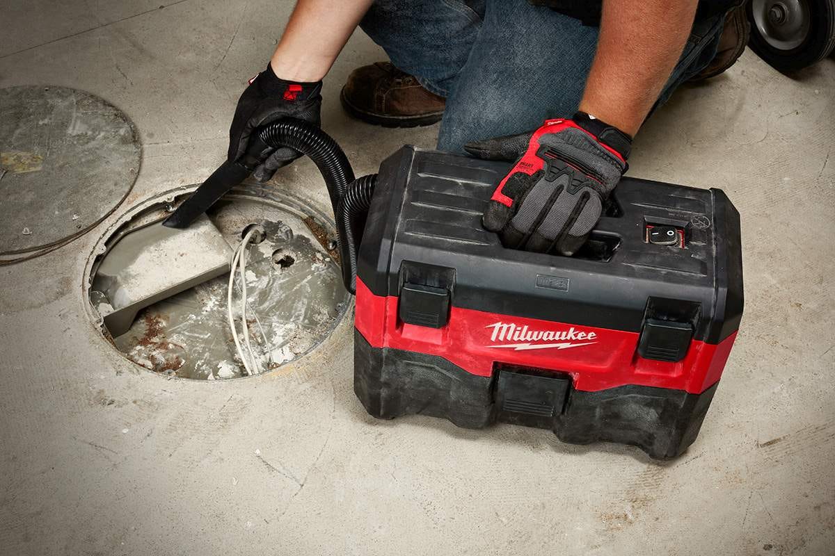Milwaukee 0880-20 M18 Cordless Wet/Dry Vacuum (PROMO)