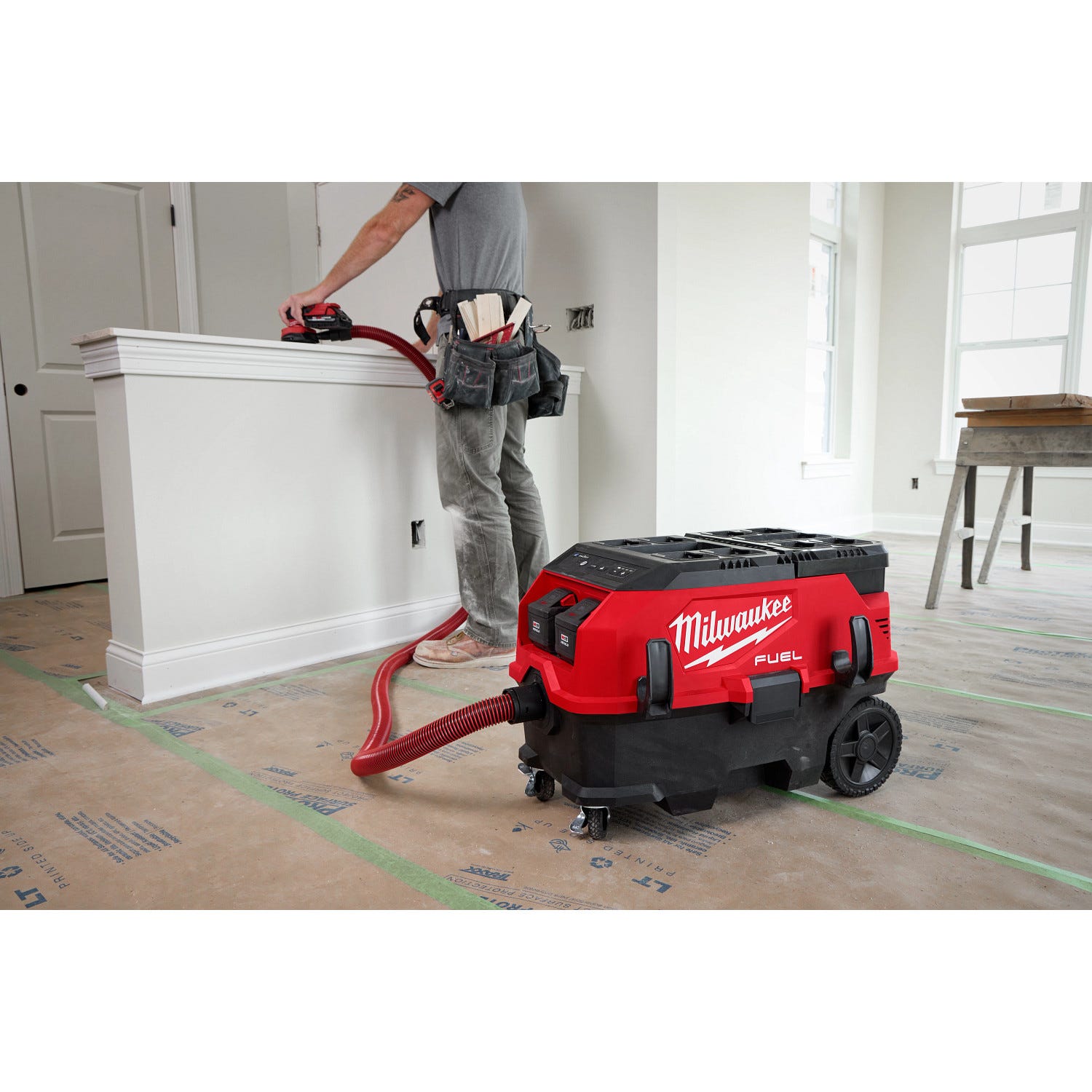 Milwaukee 0888-22HD M18 FUEL 9-Gallon Dual Battery Dust Extractor w/ PACKOUT Compatibility and VACLINK 12.0Ah Kit