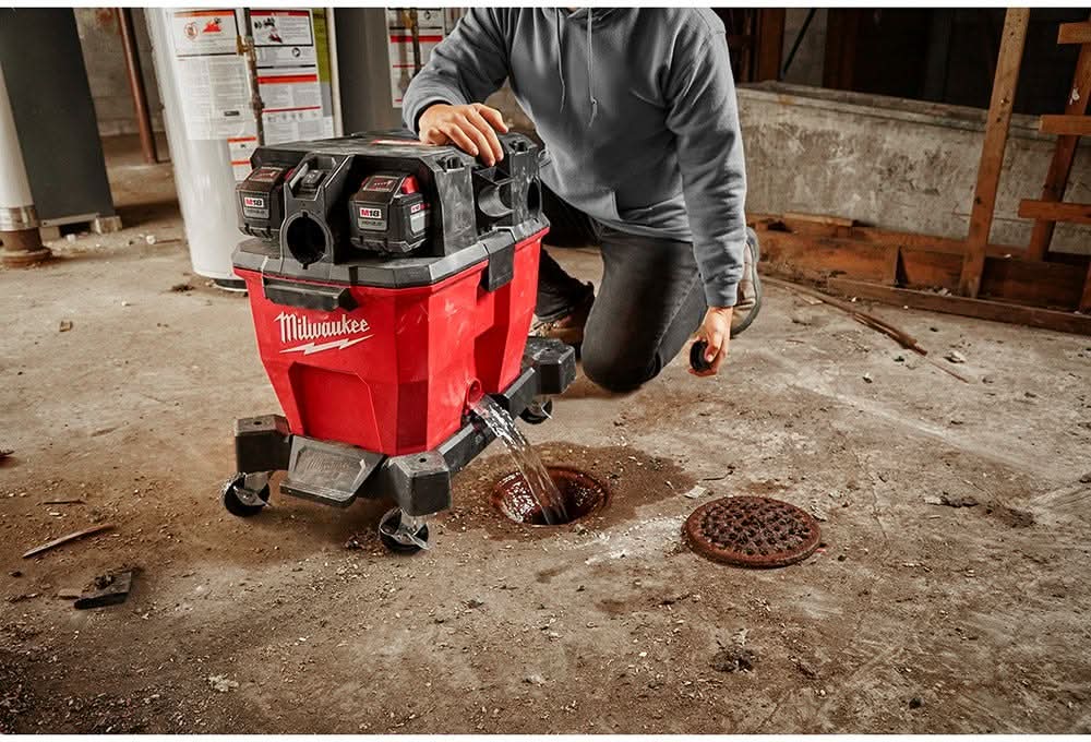 Milwaukee 0912-20 9 Gallon Wet/Dry Vacuum Tank