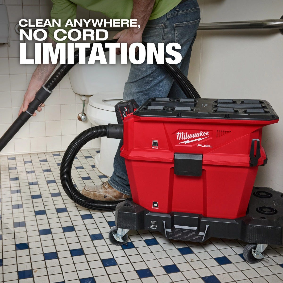 Milwaukee 0915-20 M18 FUEL NEXUS 6 Gallon Wet/Dry Vacuum w/ PACKOUT Compatibility