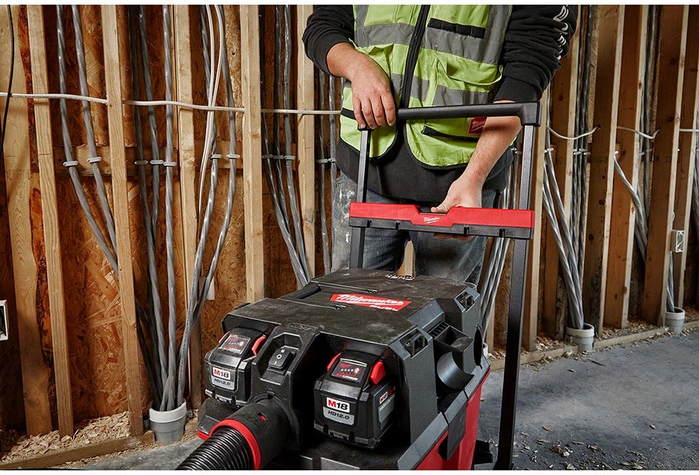 Milwaukee 0933-20 Premium Wet/Dry Vacuum Cart