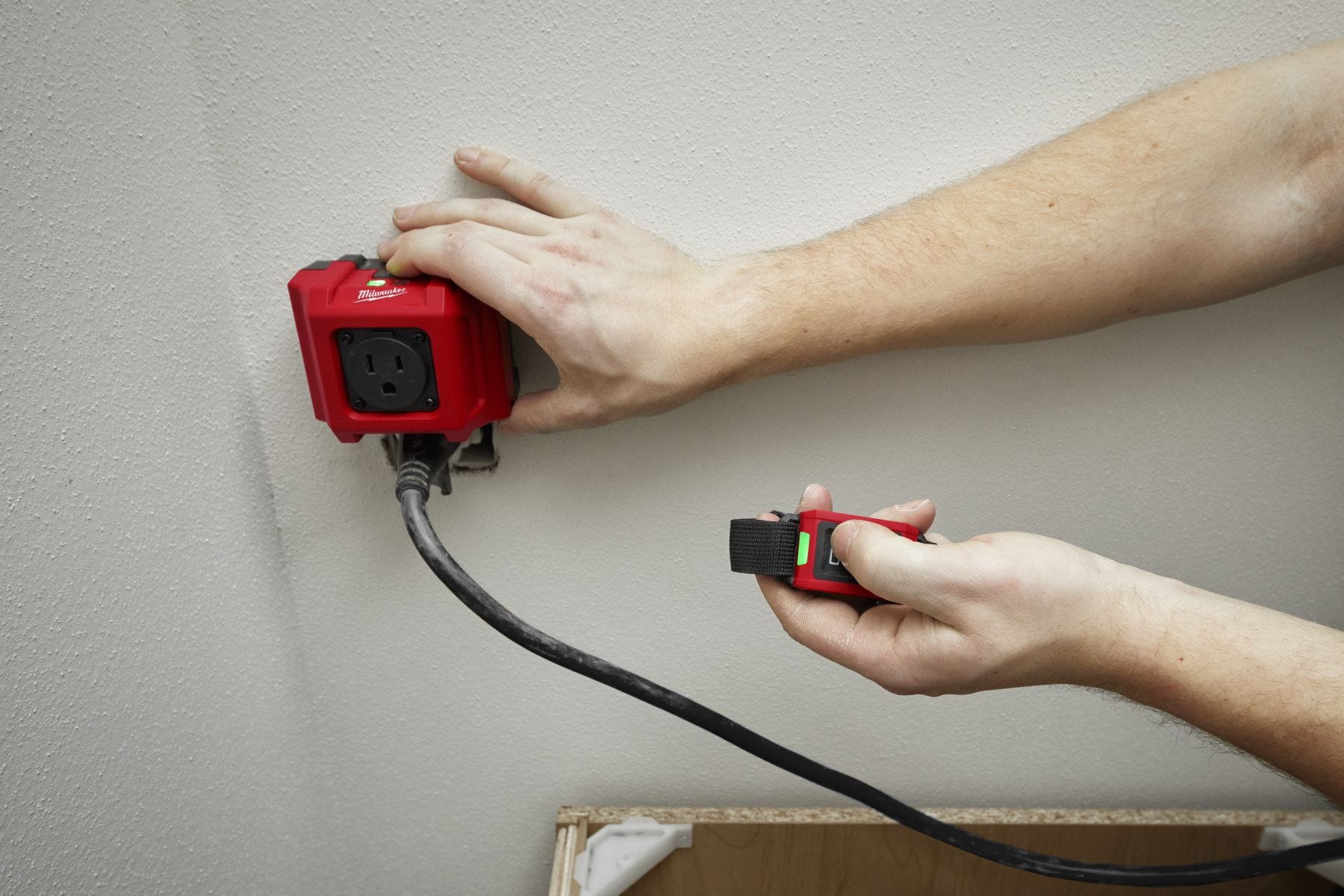 Milwaukee 0951-20 Wireless Dust Control Remote