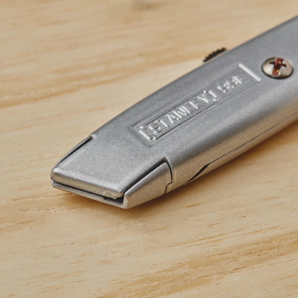 Stanley 10-099 6" Classic 99 Retractable Utility Knife