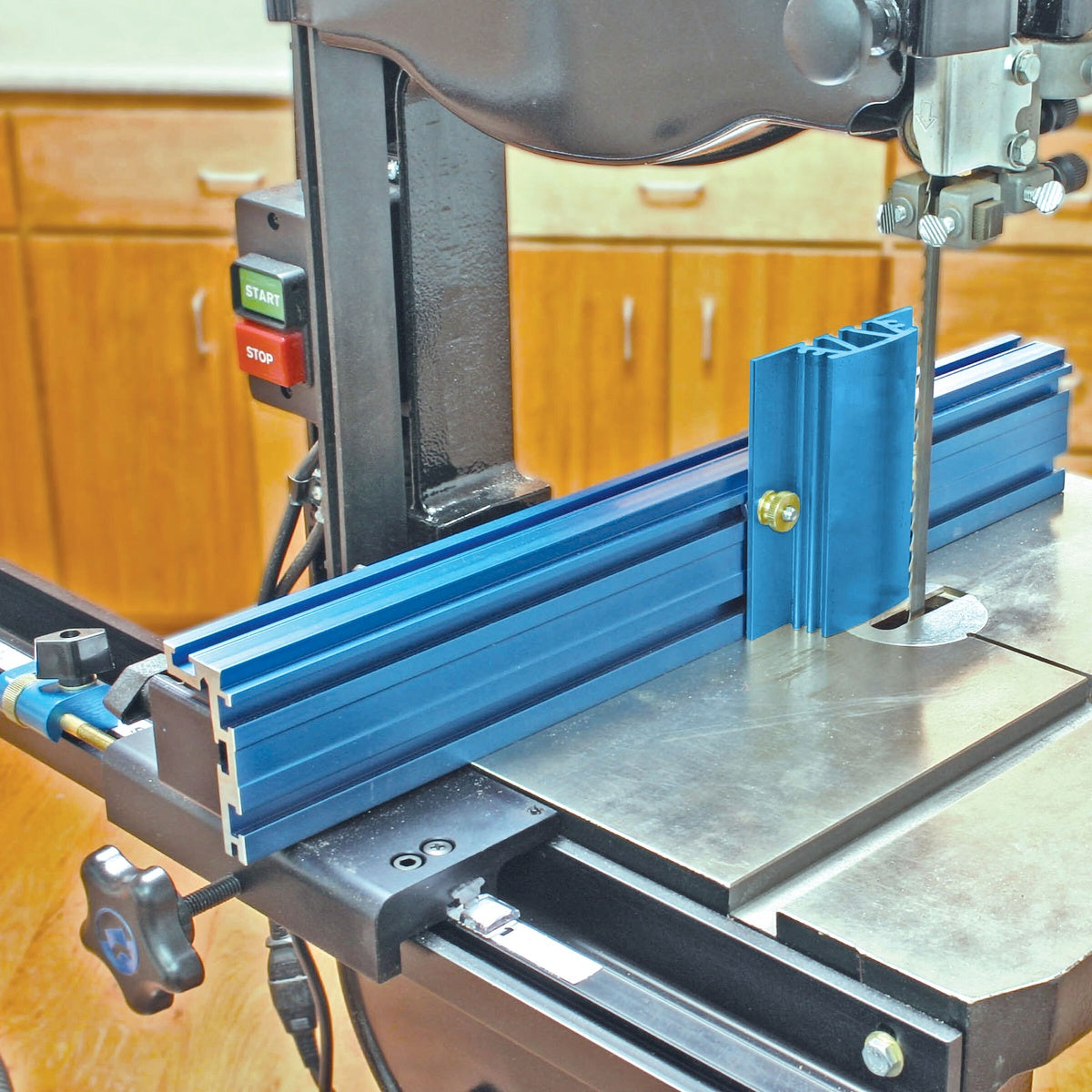 Kreg KMS7214 7 in. Resaw Guide mounted on a band saw fence for woodworking resaw cuts on stationary band saw equipment in a shop
