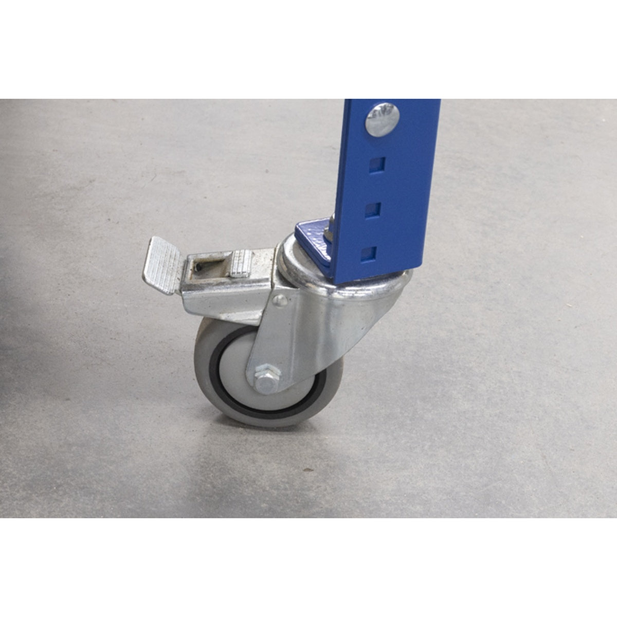 Kreg Universal Bench with Hardwood Top 24 x 32 with Dog Holes compatible caster setup for moving a workbench across a garage shop floor