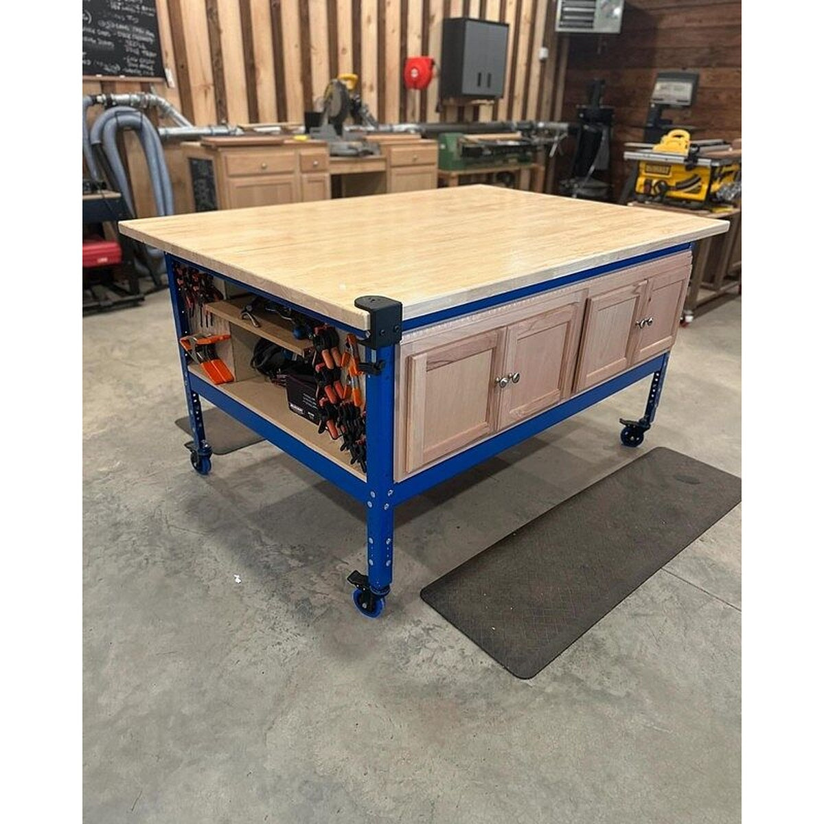 Kreg Universal Bench 24-in. x 32-in. Hardwood Workbench with Dog Holes (UBENCH-3224-DH)