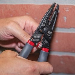 Klein Tools 1019 Klein-Kurve Wire Stripper / Crimper / Cutter Multi Tool