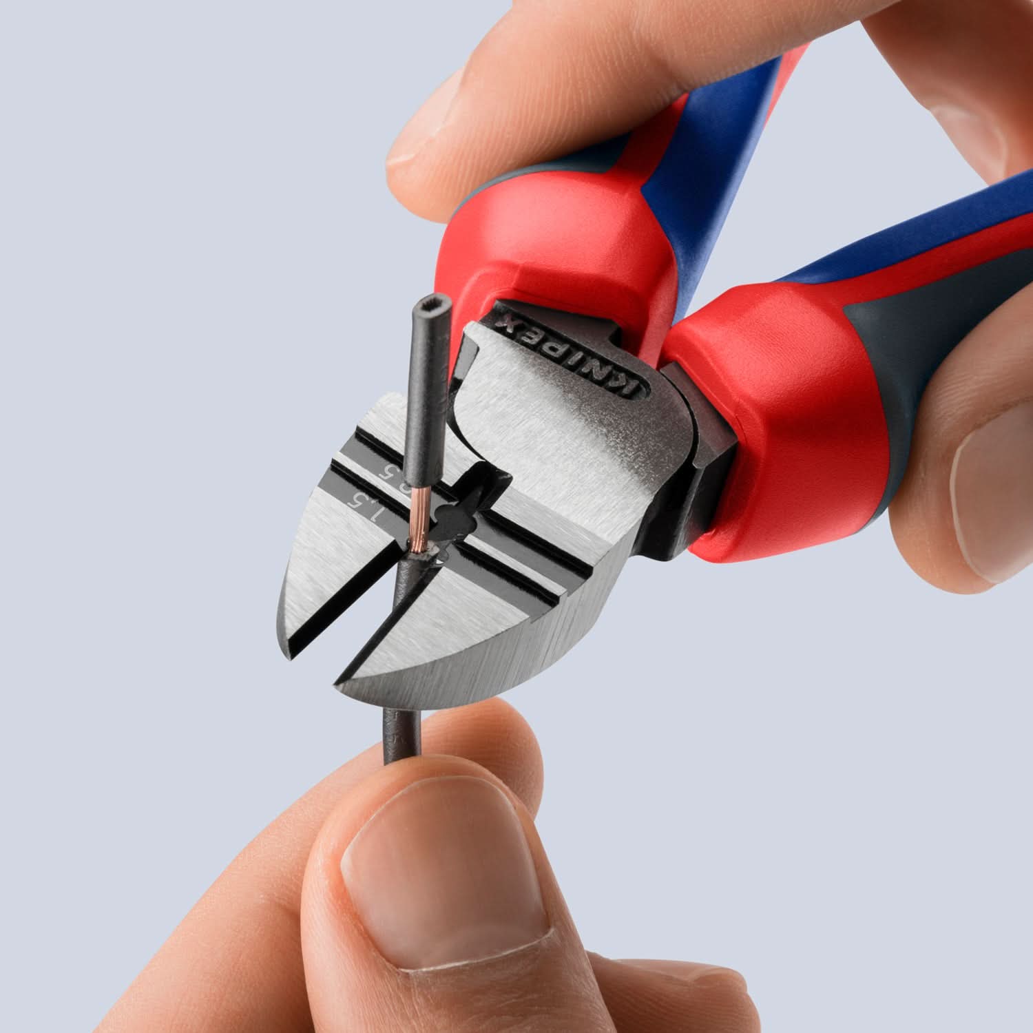 Diagonal Cutting Pliers with Stripper