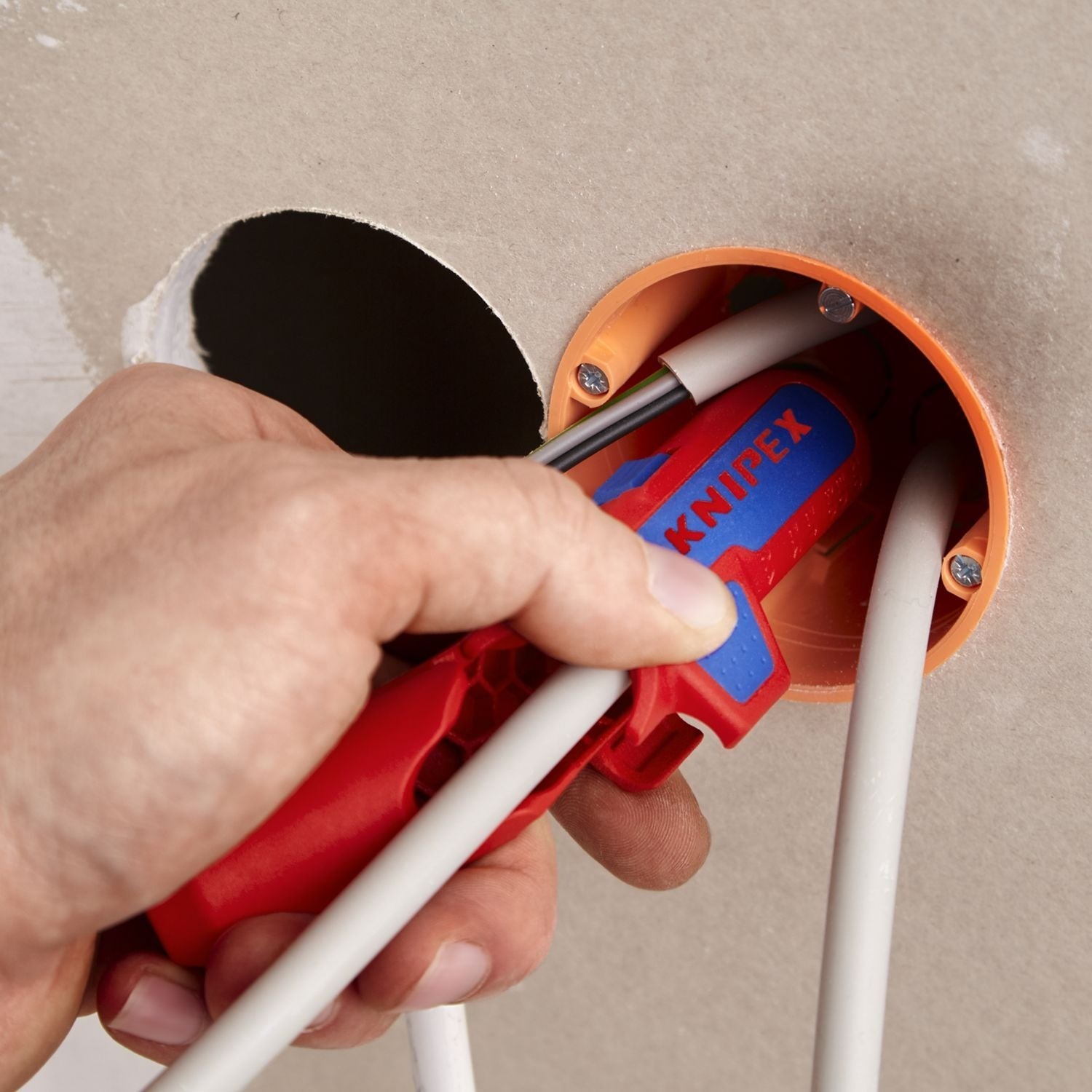 Knipex 16 95 02 SB KNIPEX ErgoStrip Universal Dismantling Tool, Left-Handed