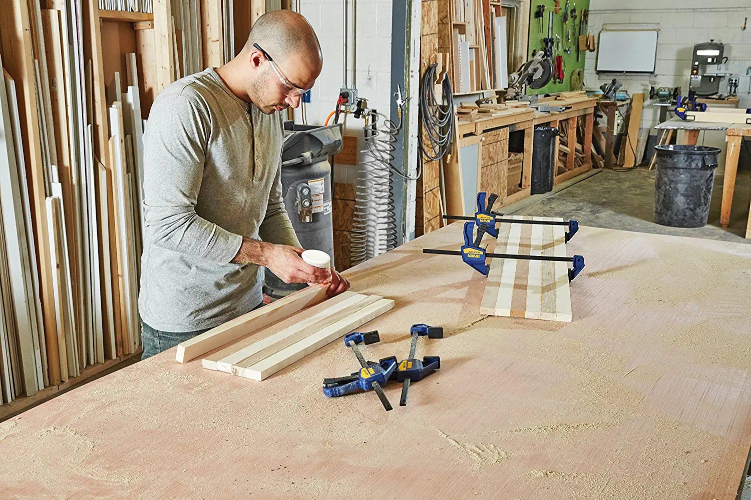 Irwin 1964744 QUICK-GRIP MINI Light Duty One-Handed Bar Clamp, 12"