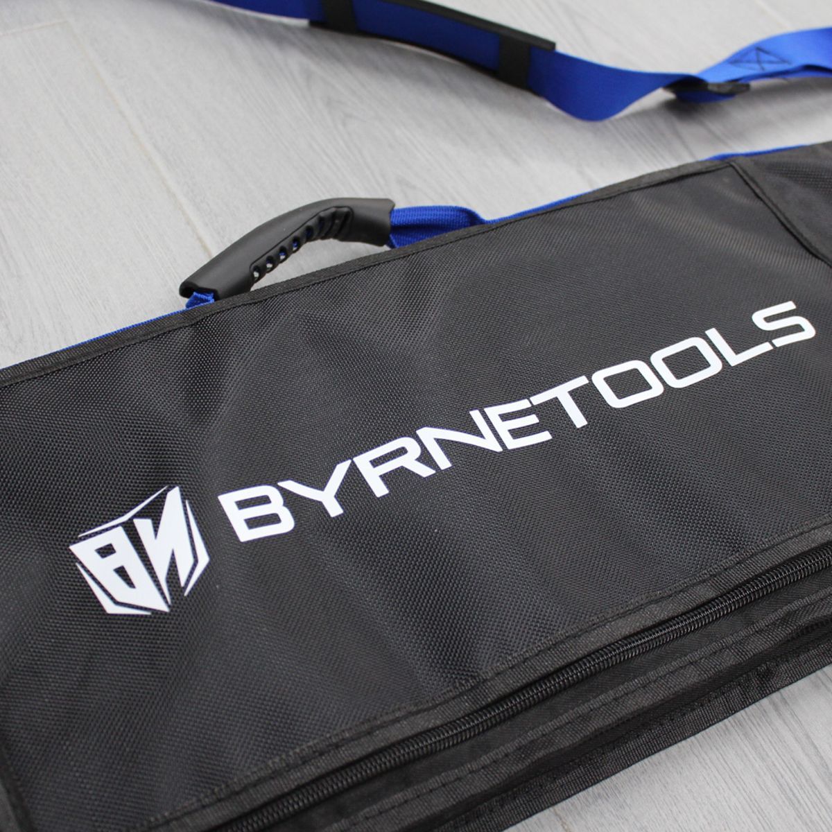 Byrne Guide Rail Bag 1400mm closed showing the Byrnetools logo and heavy-duty zipper