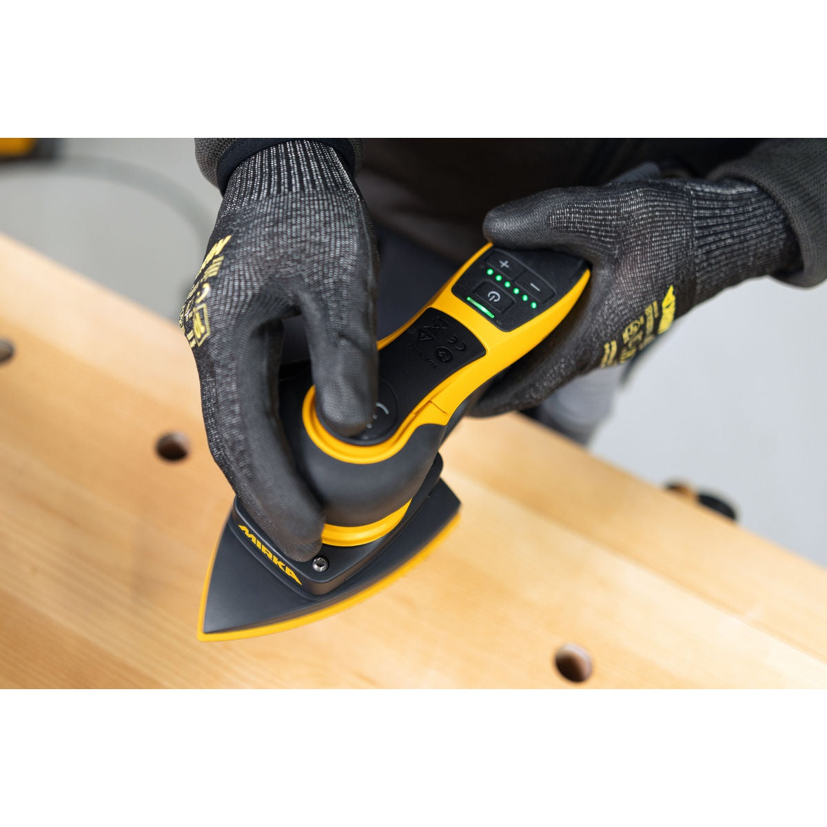 Mirka DEOS II 663X 4-in. x 6-in. x 6-in. 3.0 mm Corded Delta Orbital Sander for Corners and Profiles (MID6634044US)