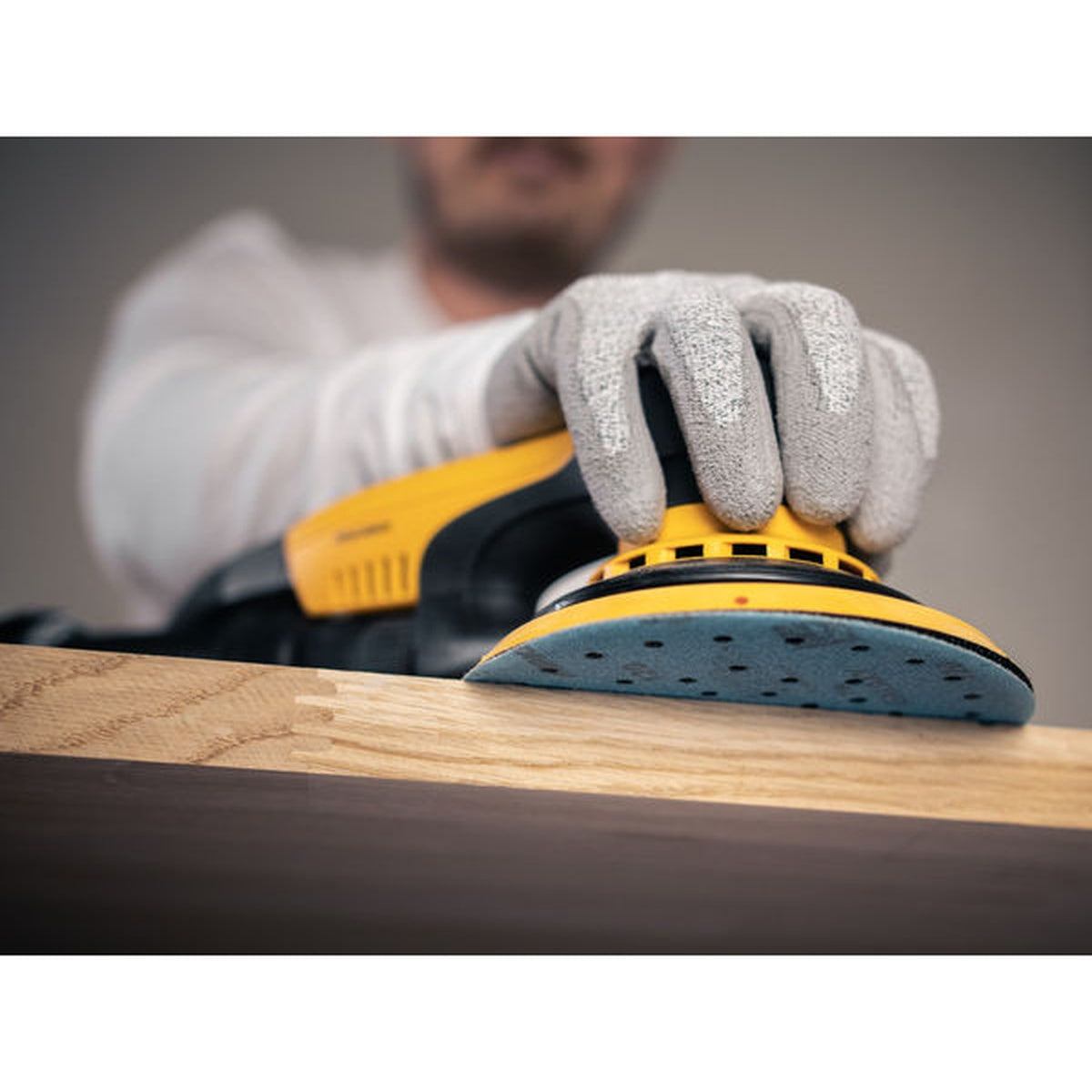 Mirka Galaxy 5-in. 40 Grit Grip Sanding Disc for Multi-Material Surface Prep (FY-612-040)
