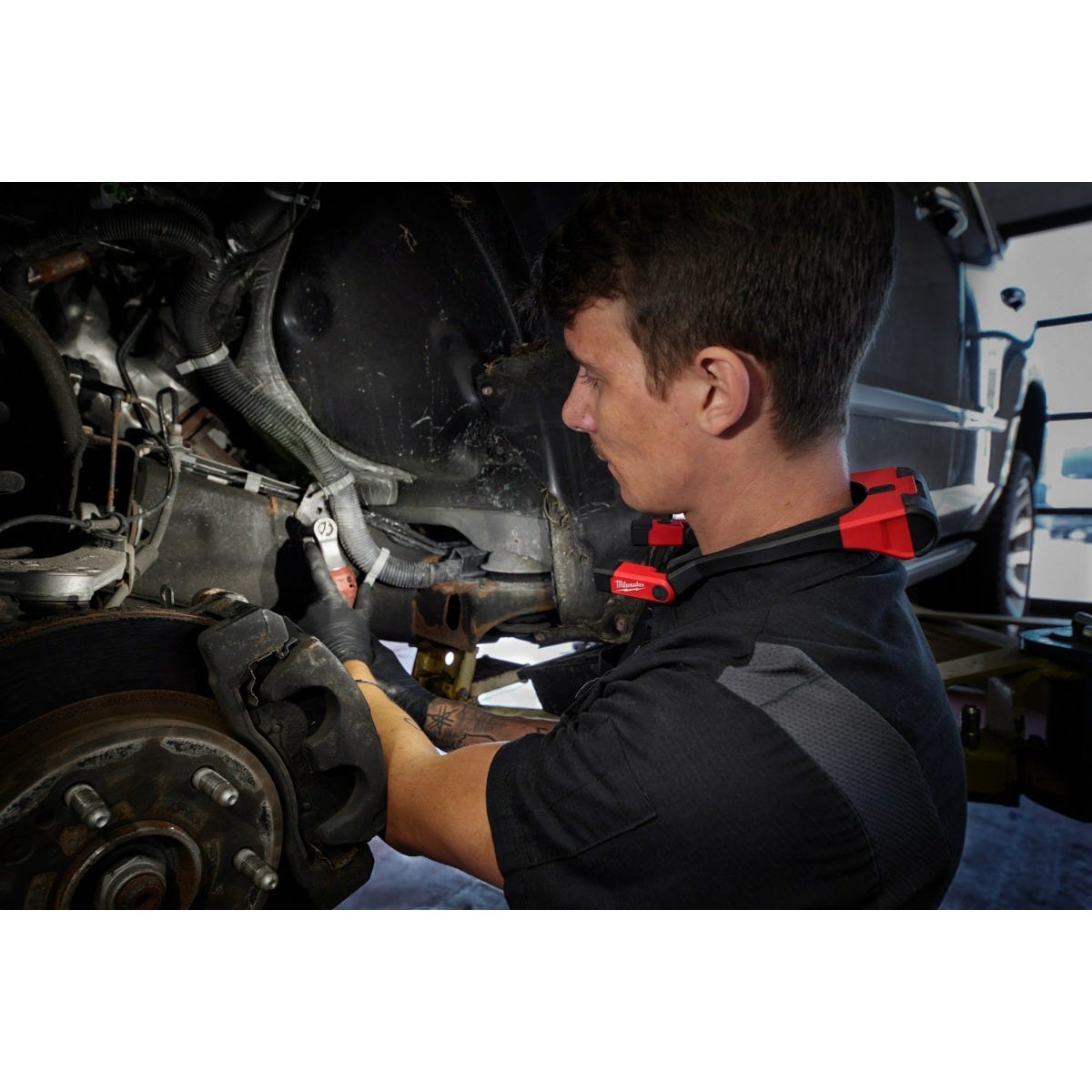 Milwaukee REDLITHIUM USB Bluetooth Jobsite Ear Buds with REDLITHIUM USB 400-Lumen Neck Light