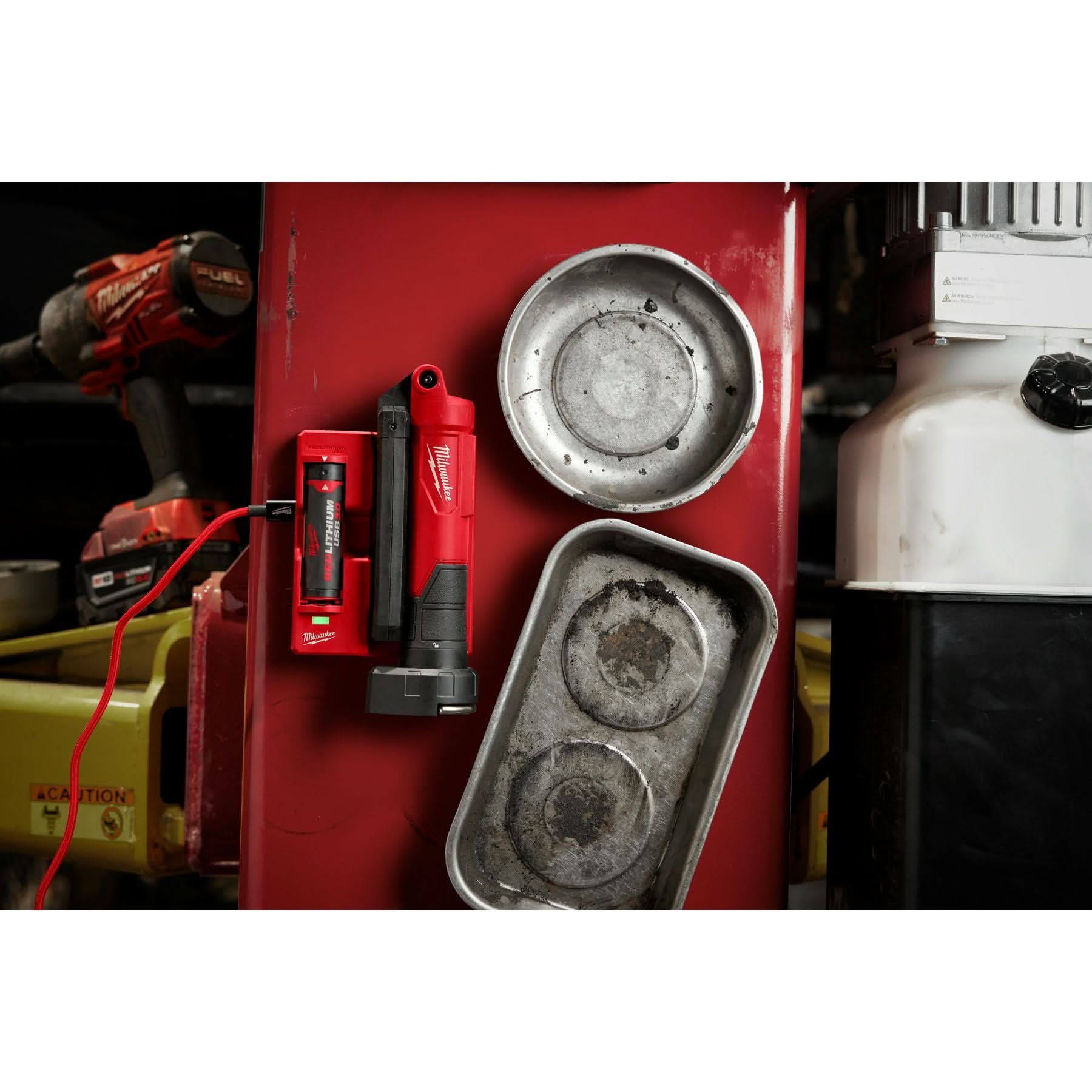 Milwaukee 2128-22 REDLITHIUM USB Stick Light W/ Magnet & Charging
