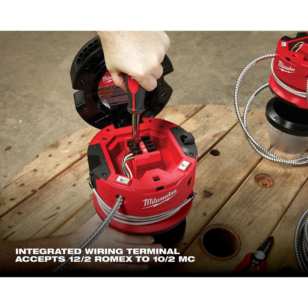 Milwaukee 2156-AC RADIUS LED 130W 15,000-Lumen Temporary Site Light