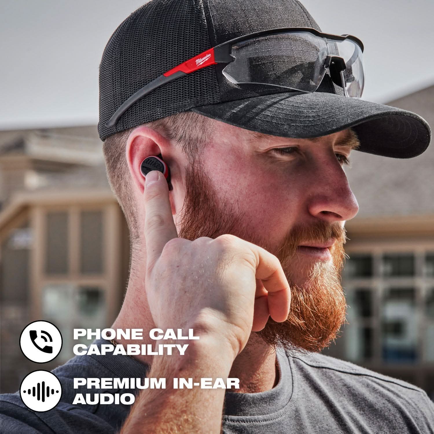 Milwaukee REDLITHIUM USB Bluetooth Ear Buds with USB Rechargeable BEACON 600-Lumen Hard Hat Light