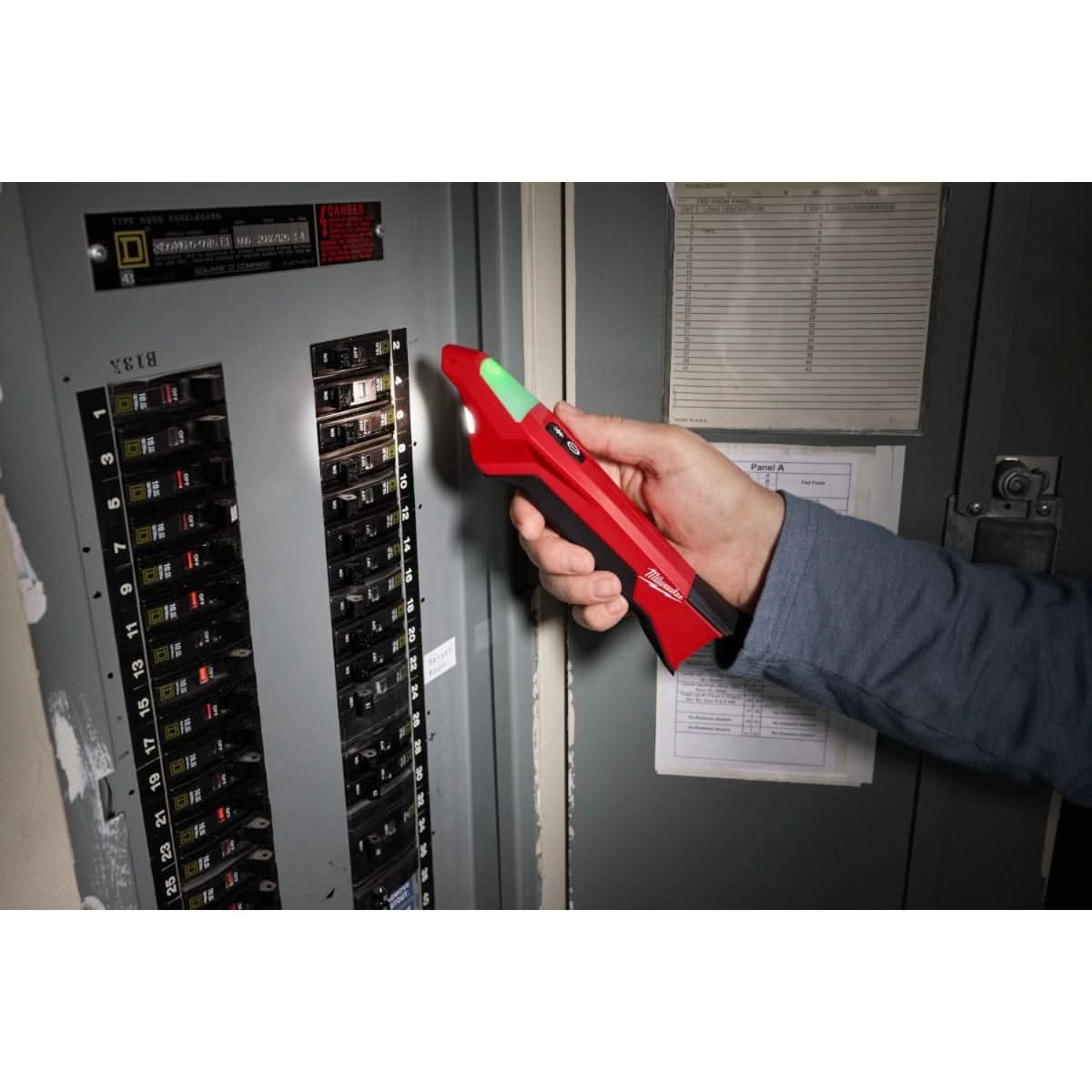 Milwaukee 2222-20 Circuit Breaker Finder w/ LED – Tool Nut