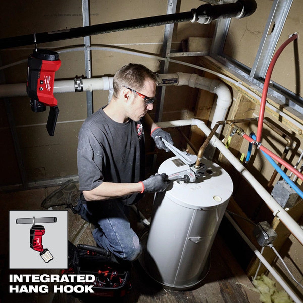 Milwaukee 2350-20 M12 ROVER 1200-Lumen Multi-Directional Flood