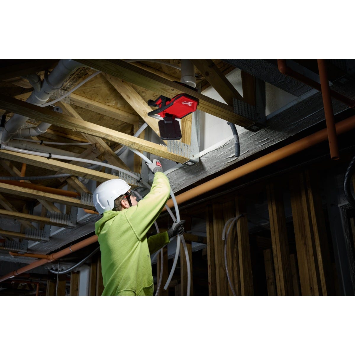 Milwaukee 2358-20 M18 ROVER 2000-Lumen Clamping Flood Light, Tool