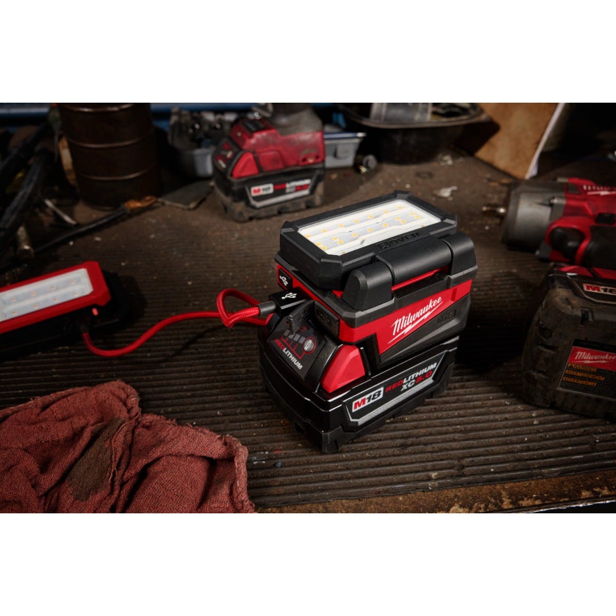 Milwaukee PROMO 2359-20 M18 ROVER Compact Folding Flood Light (PROMO)