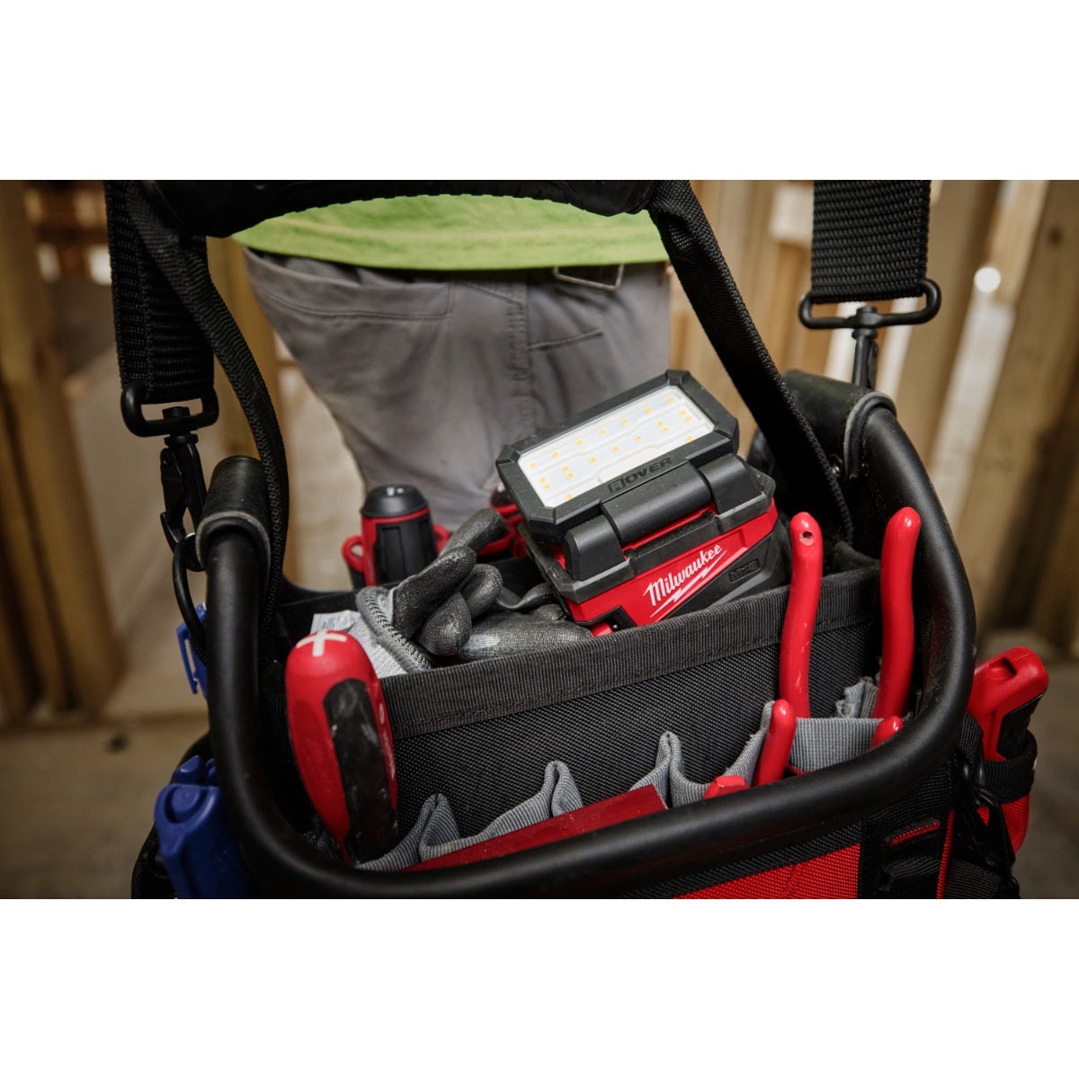 Milwaukee 2359-20 M18 ROVER Compact Folding Flood Light