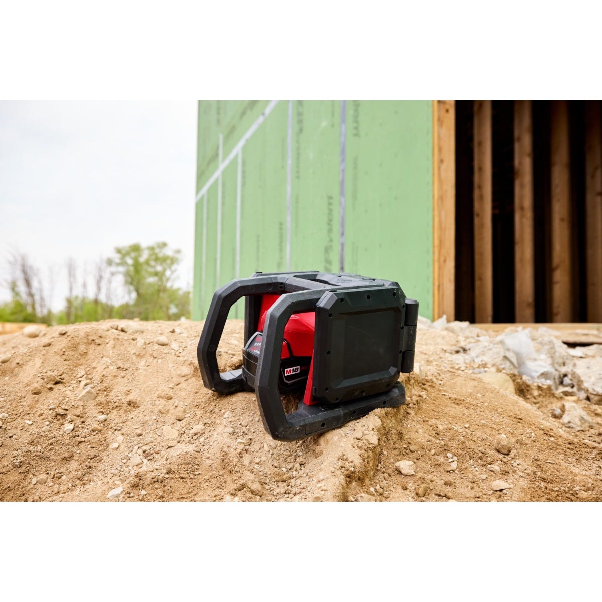 Milwaukee 2368-20 M18 ROVER Dual Power 4500-Lumen Triple-Panel Flood & Area Light, Tool Only