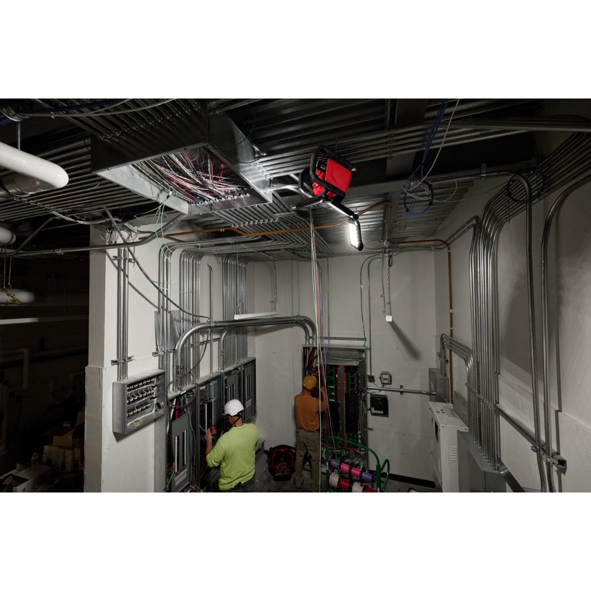 Milwaukee 2368-20 M18 ROVER Dual Power 4500-Lumen Triple-Panel Flood & Area Light, Tool Only