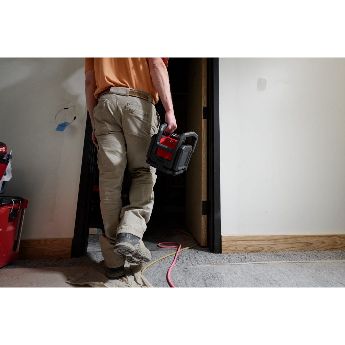 Milwaukee 2368-20 M18 ROVER Dual Power 4500-Lumen Triple-Panel Flood & Area Light, Tool Only