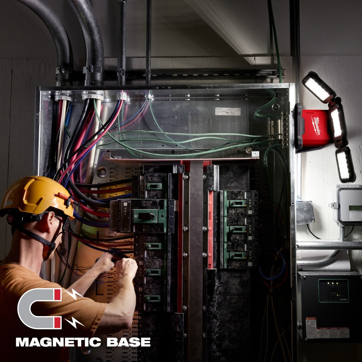 Milwaukee PROMO 2368-20 M18 ROVER Dual Power 4500-Lumen Triple-Panel Flood & Area Light, Tool Only (PROMO)