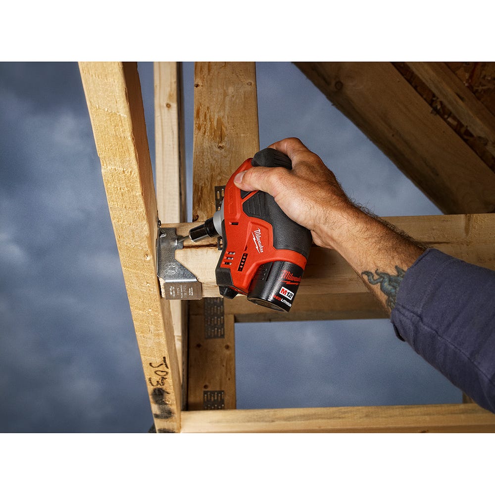 Milwaukee 2458-21 M12 Cordless Palm Nailer Kit