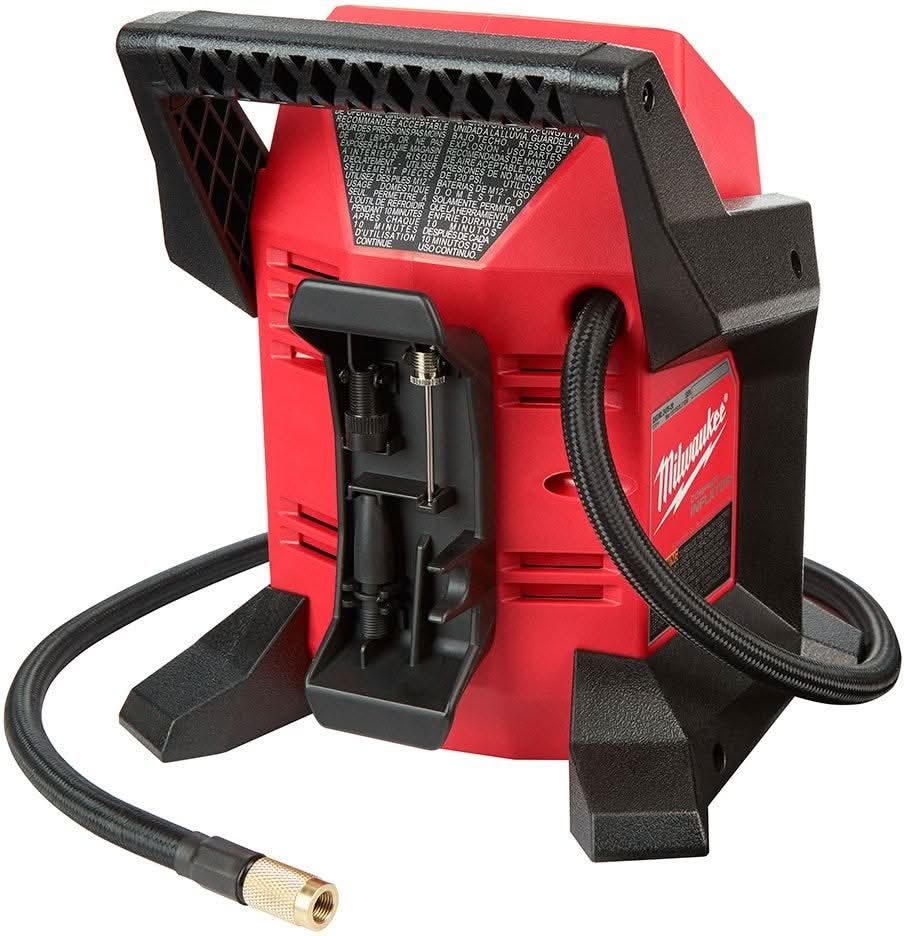 Milwaukee M12 Compact Tire Inflator with M12 XC 4.0Ah Battery and Charger Starter Kit