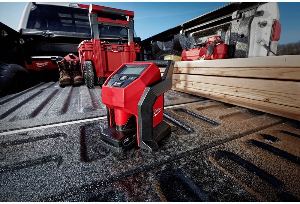 Milwaukee 2475-20 M12 Cordless Compact Tire Inflator, Tool Only