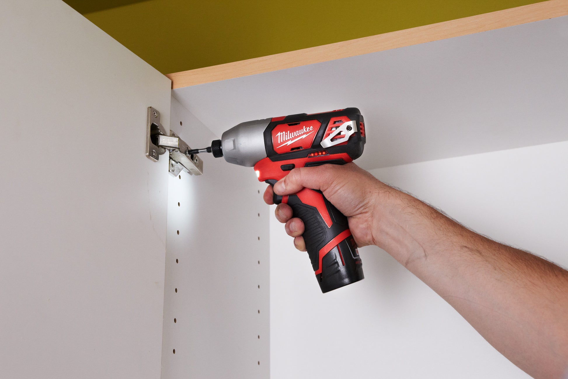 Milwaukee 2498-25 M12 Cordless Lithium Ion 5-Tool Combo 1.5Ah Kit