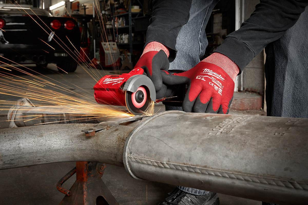 Milwaukee 2522-21XC M12 FUEL 3-Inch Compact Cut Off Tool 4.0Ah Kit