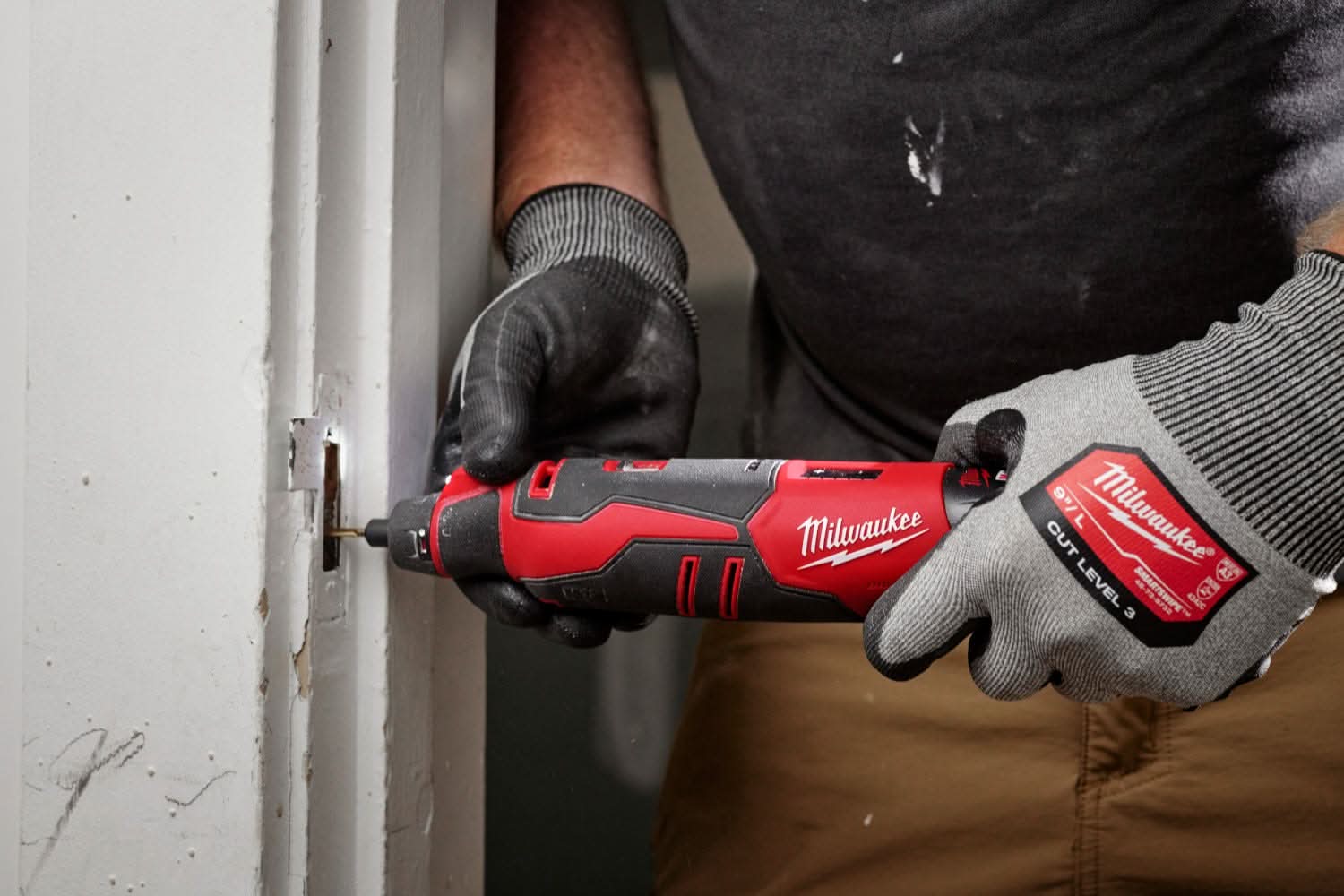 Milwaukee M12 Brushless Rotary Tool with XC 4.0Ah Battery and Charger Starter Kit