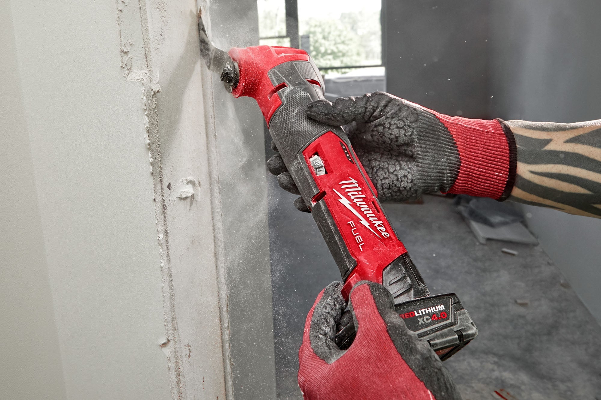 Milwaukee 2526-20 M12 FUEL Brushless Oscillating Multi-Tool, Tool Only (PROMO)