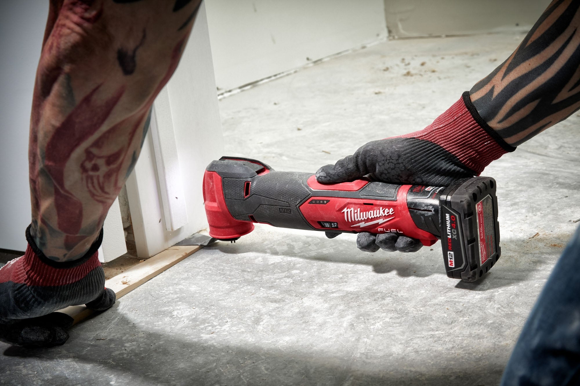 Milwaukee 2526-20 M12 FUEL Brushless Oscillating Multi-Tool, Tool Only (PROMO)