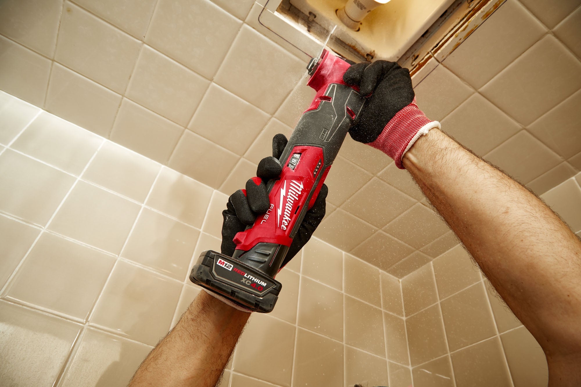 Milwaukee 2526-20 M12 FUEL Brushless Oscillating Multi-Tool, Tool Only (PROMO)