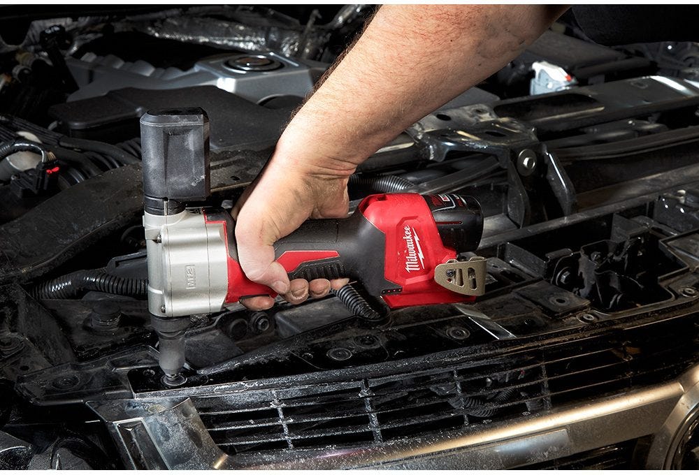 Milwaukee 2550-22 M12 Cordless Pop Rivet Tool 1.5AH Kit