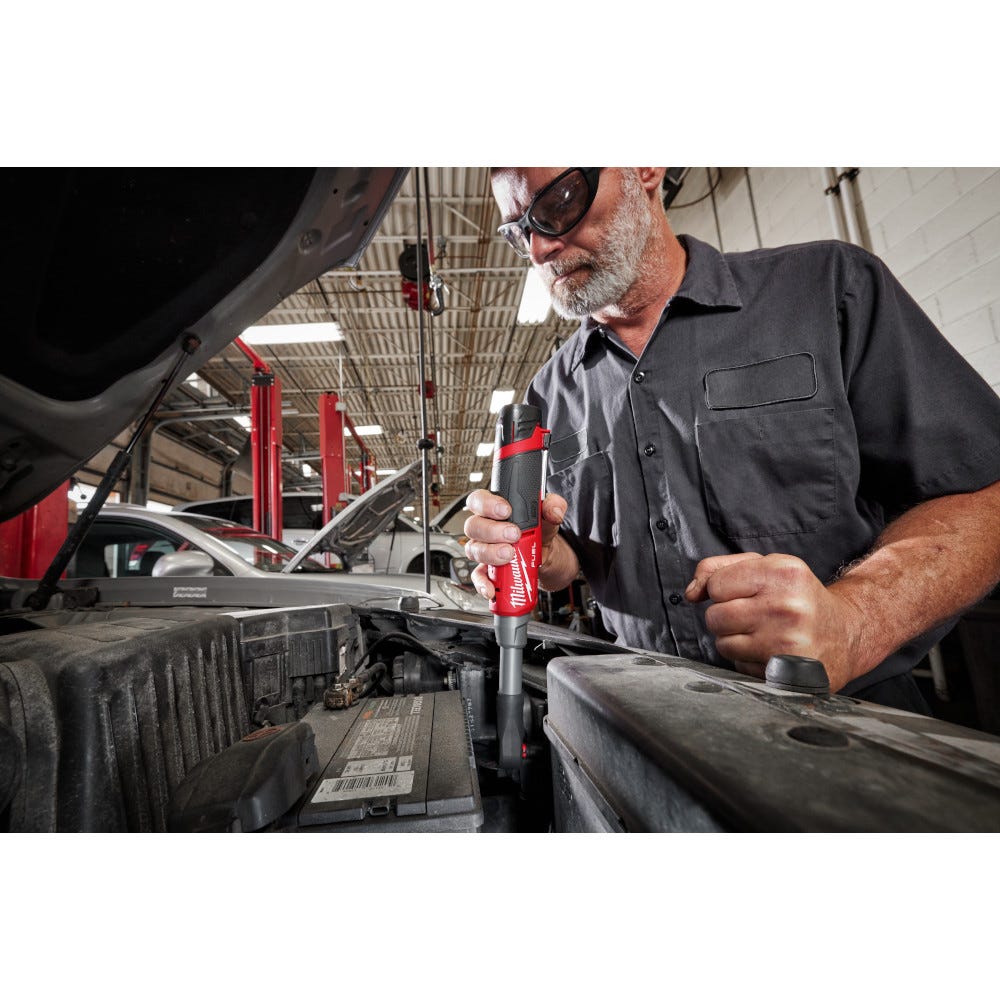 Milwaukee 2568-20 M12 FUEL 1/4" Extended Reach High Speed Ratchet BT