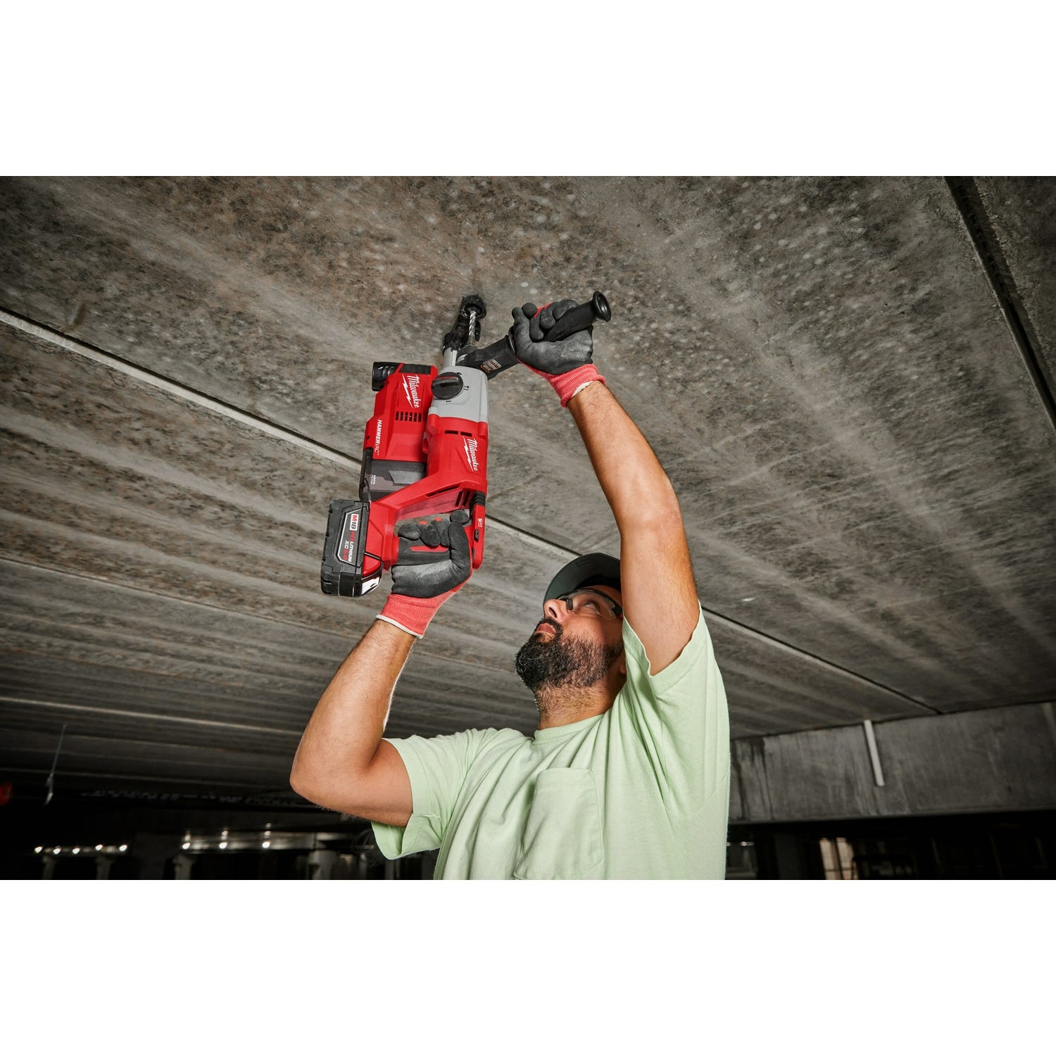 Milwaukee 2613-20 M18 Brushless 1" SDS Plus D-Handle Rotary Hammer