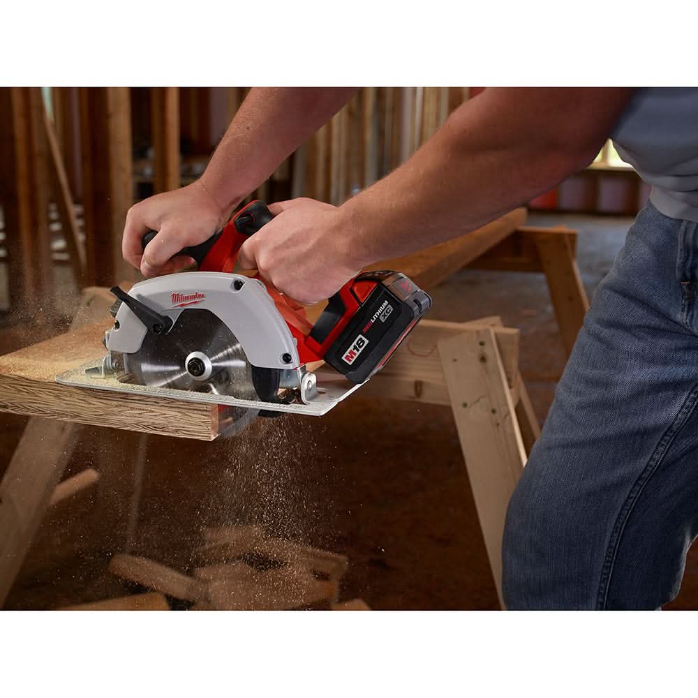 Milwaukee M18 6-1/2" Circular Saw with M18 REDLITHIUM HIGH OUTPUT XC 6.0Ah Battery 2-Pack