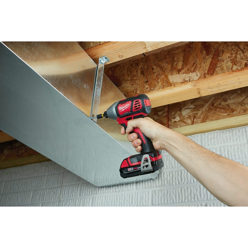 Milwaukee 2656-22CT M18 1/4-Inch Hex Impact Driver 1.5Ah CP Kit