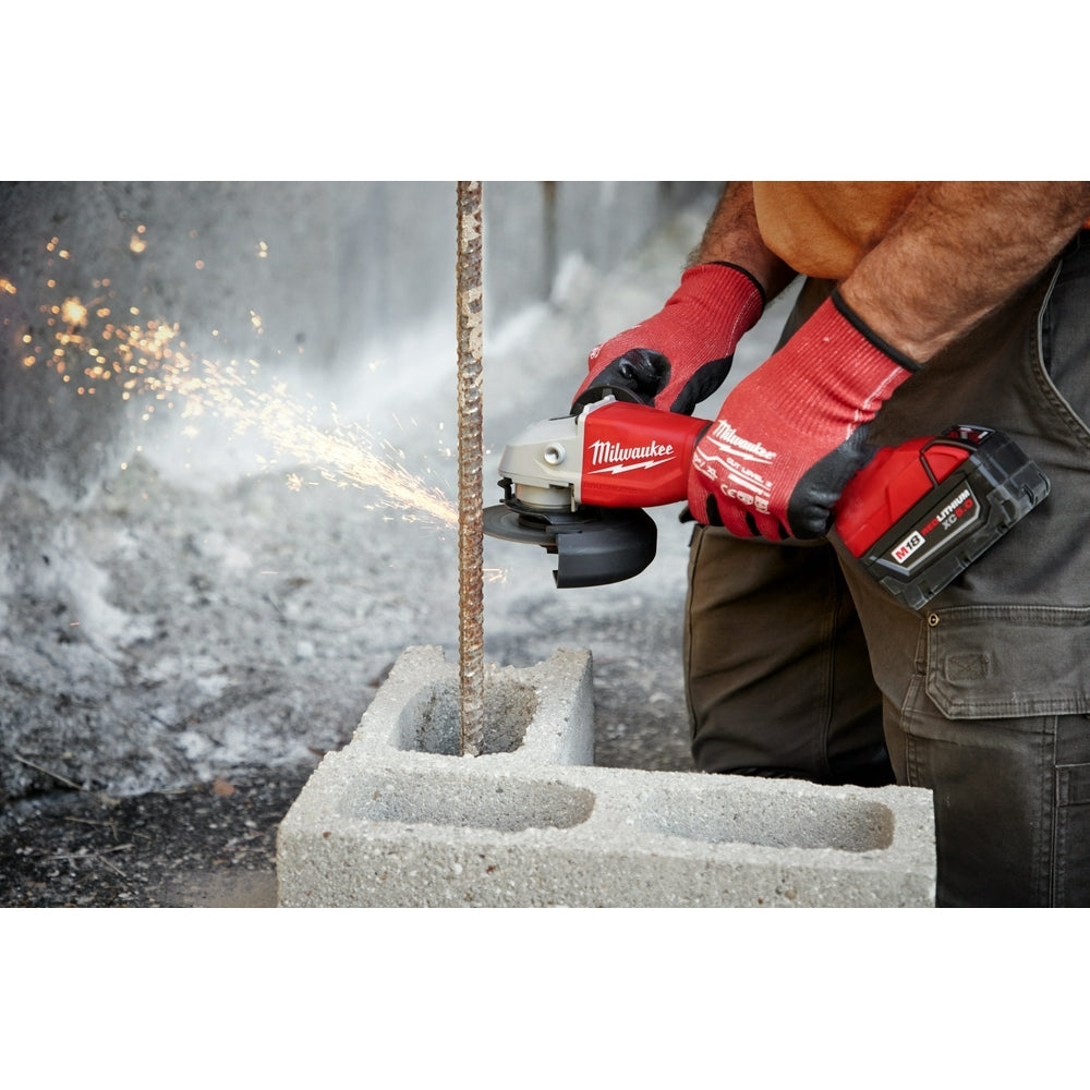 Milwaukee 2686-20 M18 Brushless 4-1/2" / 5" Cut-Off Grinder, Paddle Switch (PROMO)