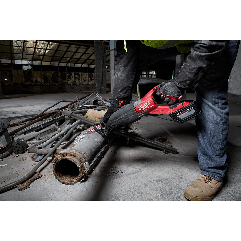 Milwaukee 2722-20 M18 Fuel Super Sawzall Reciprocating Saw, Tool Only