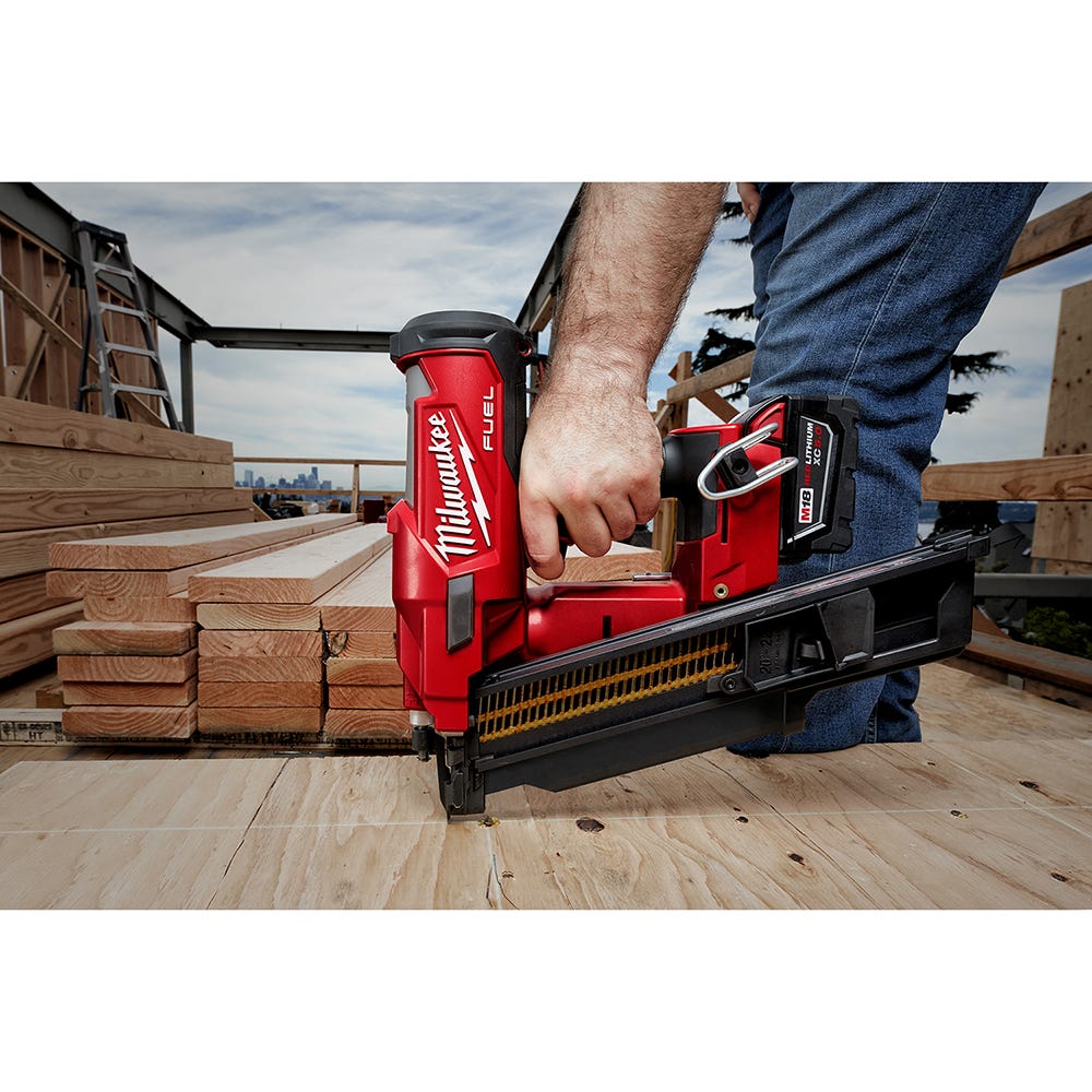 Milwaukee 2744-20 M18 FUEL Brushless 21-Degree Framing Nailer, Tool Only