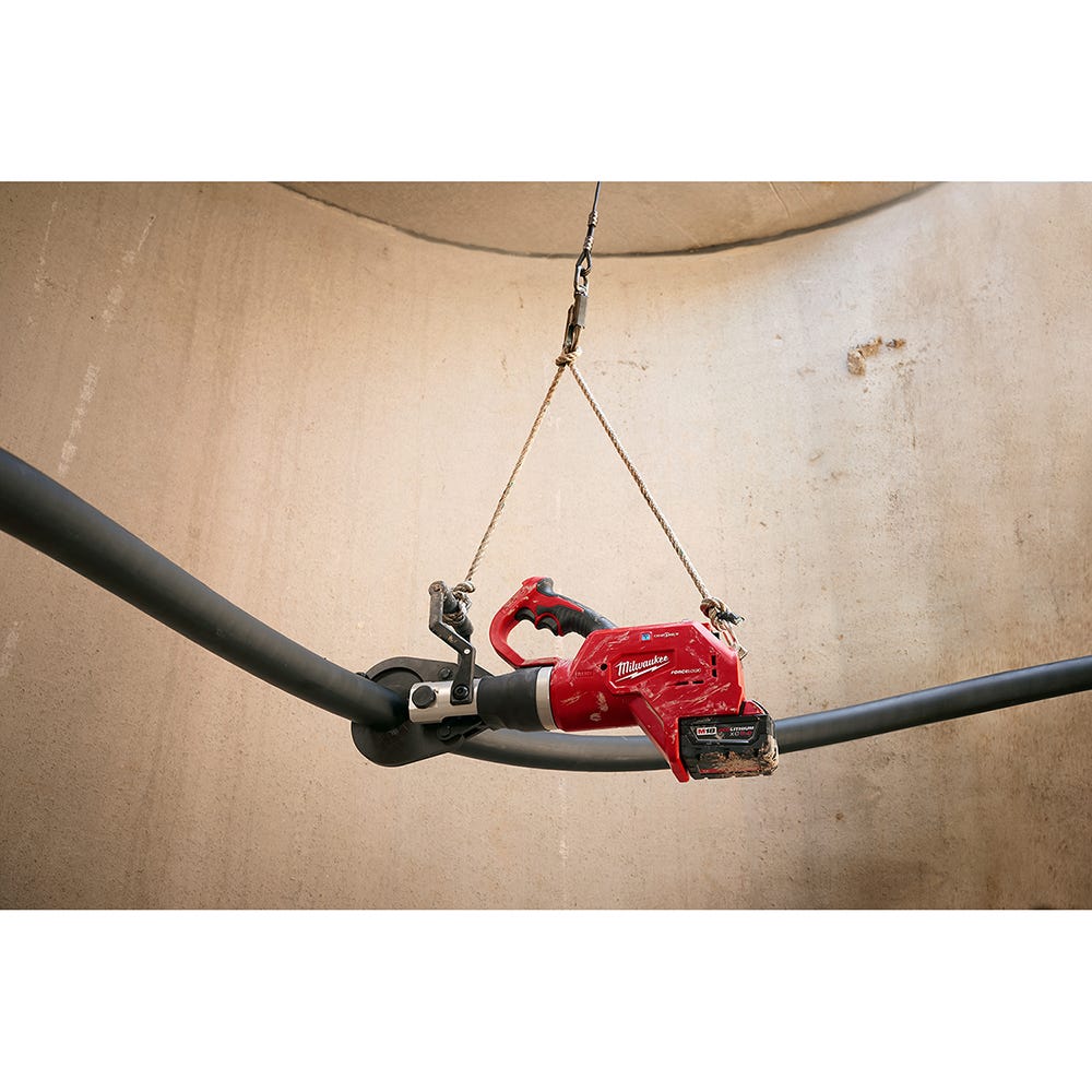 Milwaukee 2776R-21 M18 FORCE LOGIC 3 Underground Cable Cutter w/ Wireless Remote