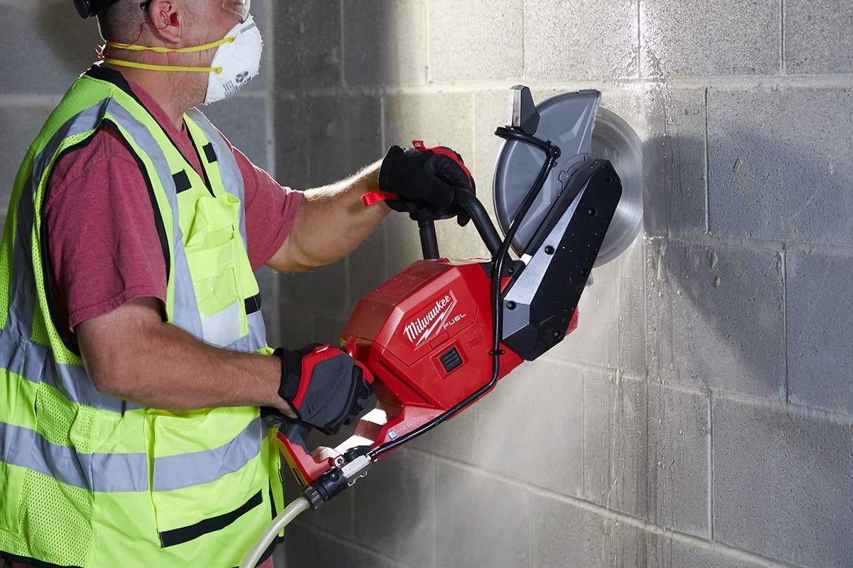 Milwaukee 2786-22HD M18 FUEL Brushless Cordless 9-Inch Cut-Off Saw with ONE-KEY 12.0Ah Kit