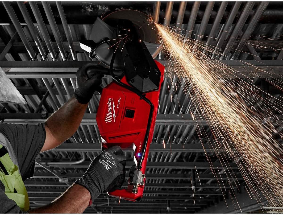 Milwaukee 2786-22HD M18 FUEL Brushless Cordless 9-Inch Cut-Off Saw